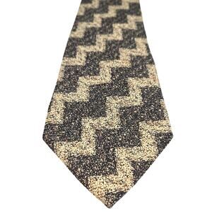 Bachrach 100% Silk Luxury Fashion Tie 3 3/4 wide 60 long